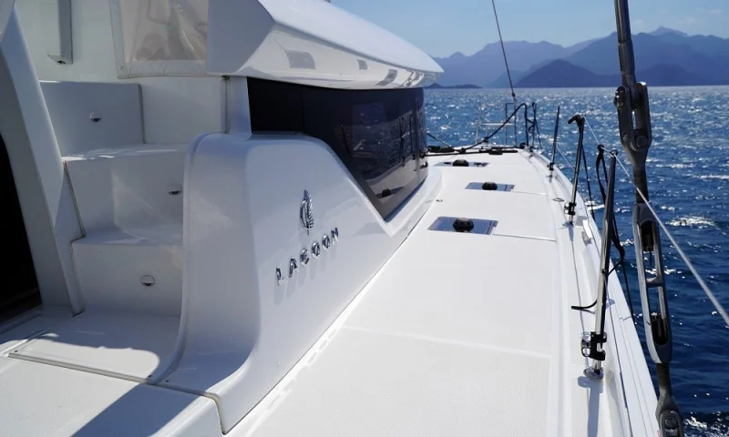 LAGOON 46 - GTL5