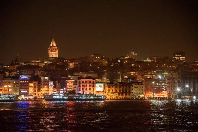 Bosphorus Dinner Cruise Istanbul - 4 Hr