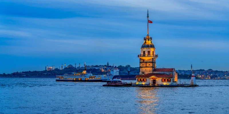 Bosphorus Dinner Cruise Istanbul - 4 Hr
