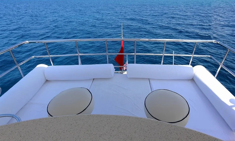 MOTOR YACHT DREAM 