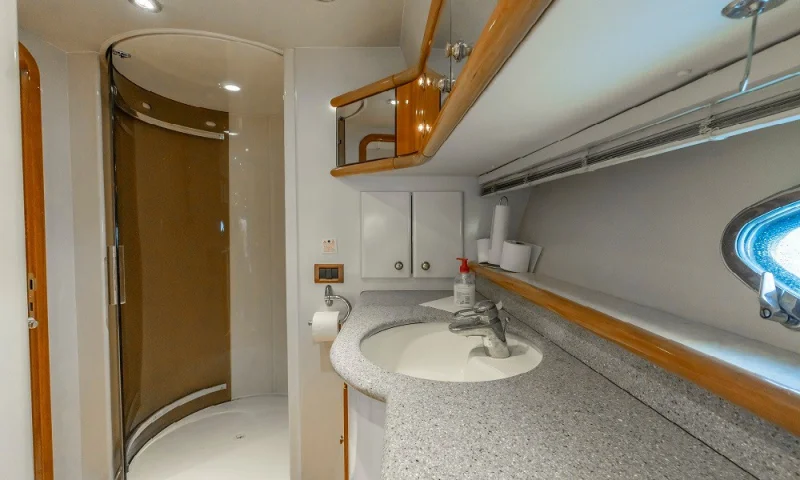 SUNSEEKER MANHATTAN 62   