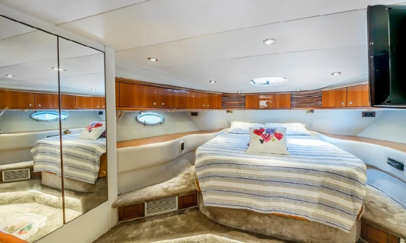 SUNSEEKER MANHATTAN 62   