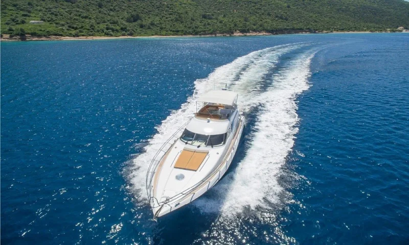 SUNSEEKER MANHATTAN 62   