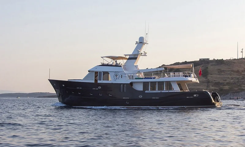 TRAWLER TROY EXPLORER
