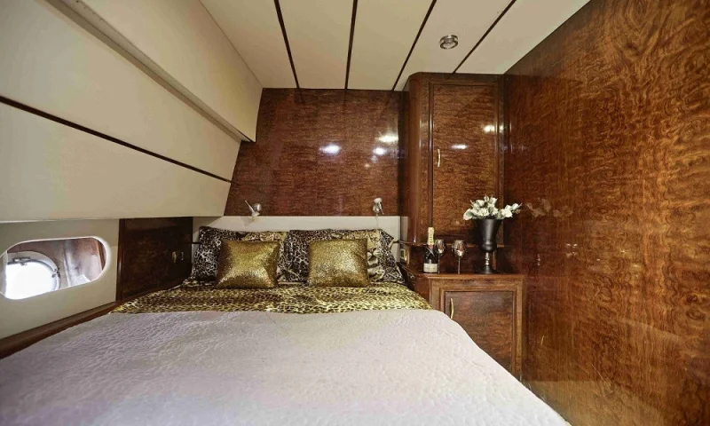 MOTORYACHT VEDO - B  