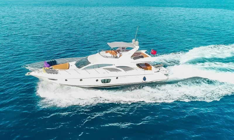 MOTORYACHT AZIMUT 62 - fly  
