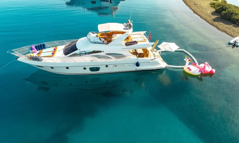 MOTORYACHT AZIMUT 62 - fly  