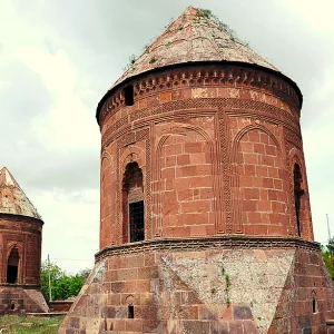 Emir Bayındır Kümbet - Ahlat 