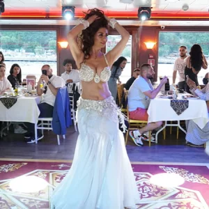 Crucero con cena por el Bósforo 