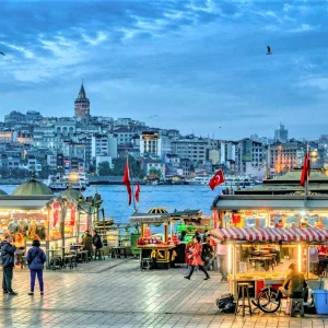 Istanbul Eminönü Square