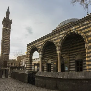 Four Legget Mnaret - Diyarbakir