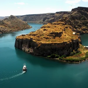 Halfeti Dam Rumkale - Turkey