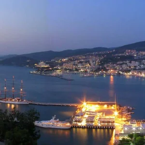 Kuşadası Port
