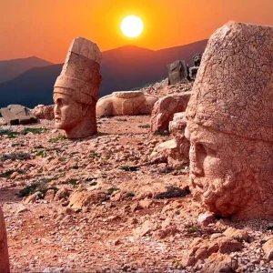 Mt Nemrut, The God Statues, Adiyaman