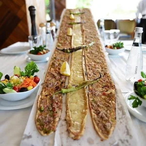 Etli Ekmek - Treditional meal - Konya