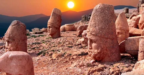 Gobeklitepe,  Mt. Nemrut , Halfeti Tour  3 Days/2 Nights