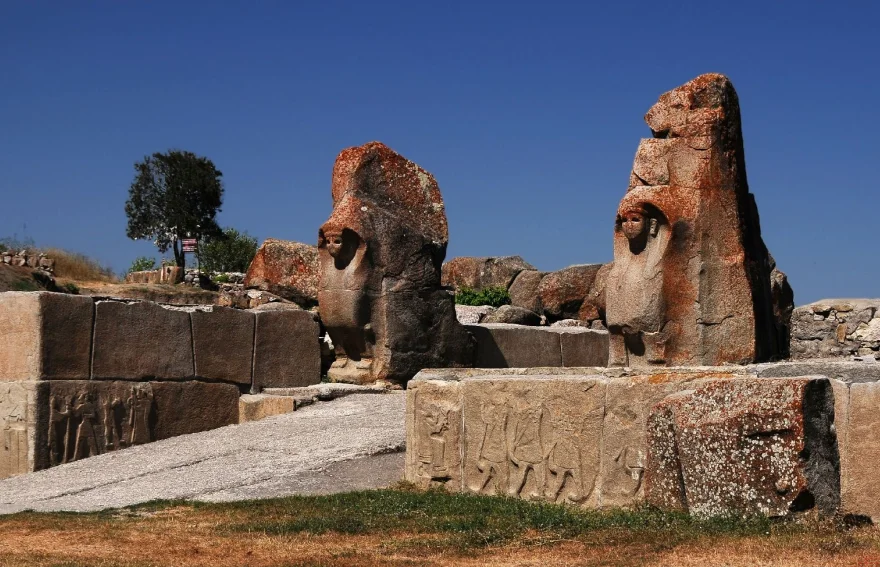 Alacaköyük Ruins