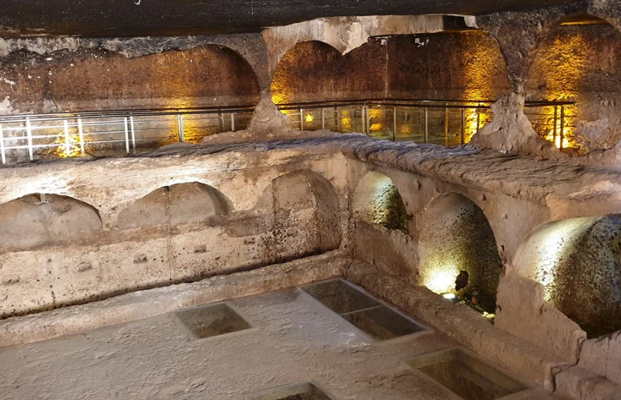 Dara Cave Tomb - Mardin