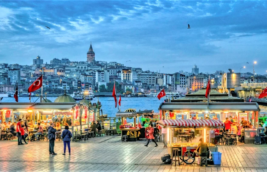 Eminönü Square - Istanbul