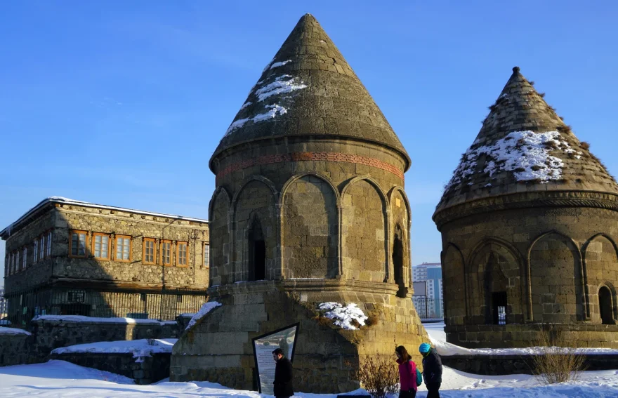 Erzurum Three Dommes