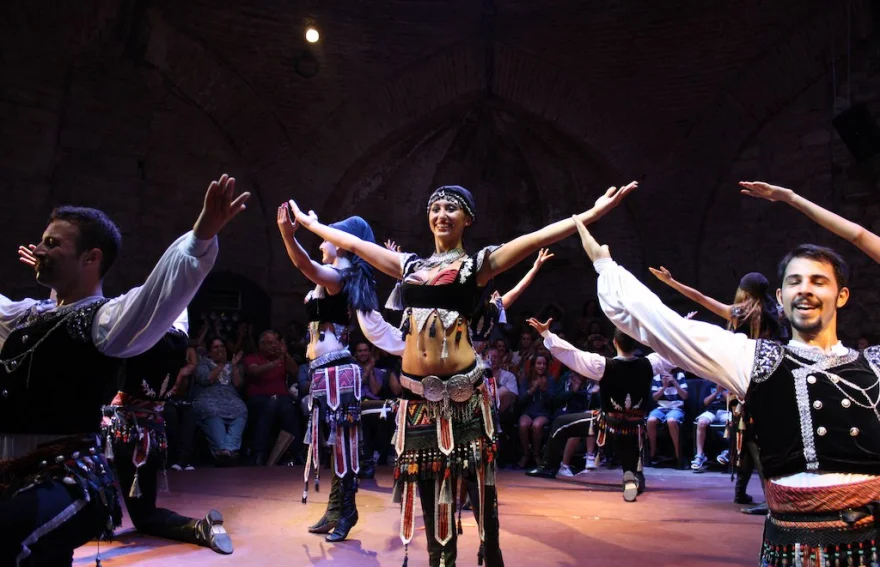Folklor Show in Bosphorus Cruise