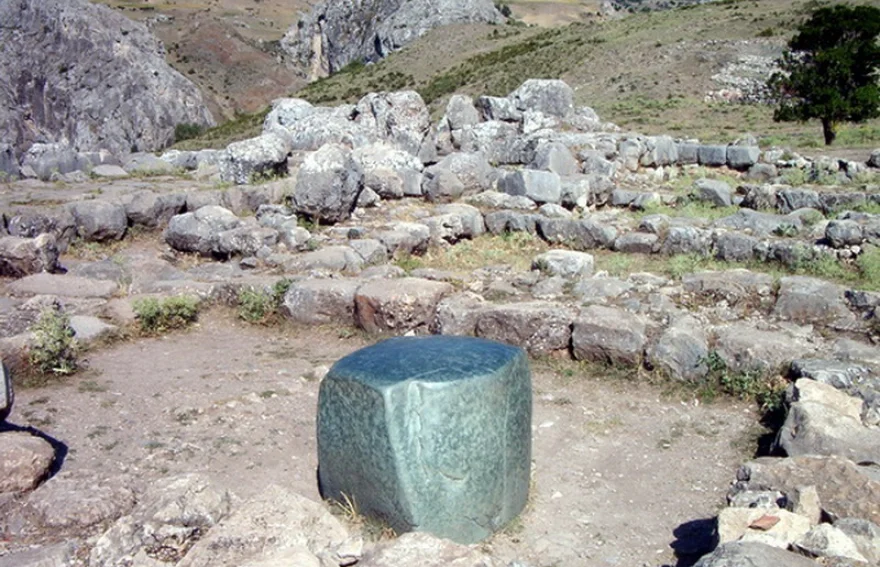 Hattussas Green Stone 