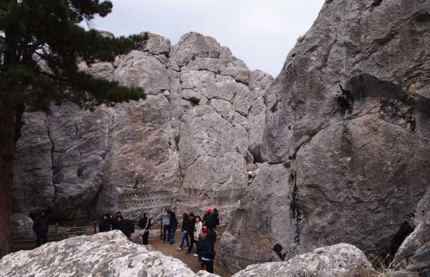 Yazılıkaya Temple - Hattusha ( Bogazkale )a