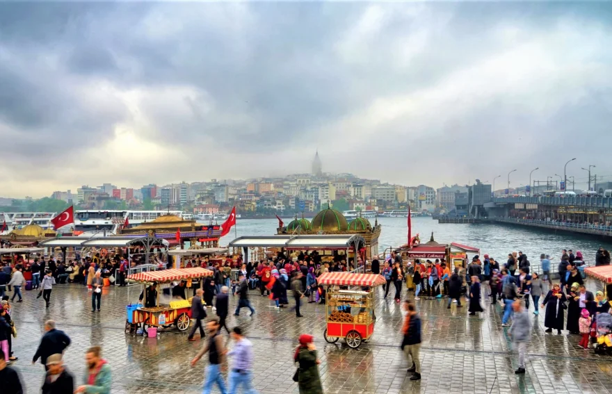 Eminönü Square
