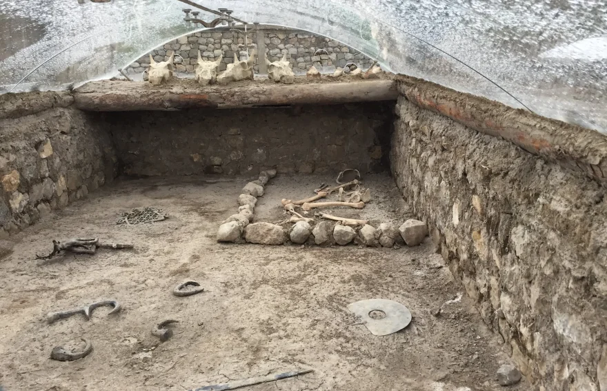 Alacahoyuk Hittite King tombs 