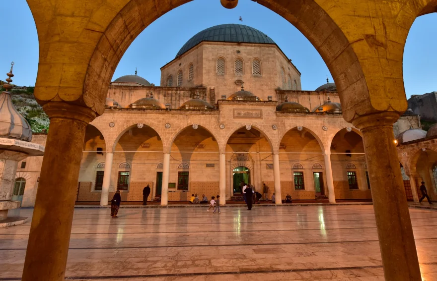 Halil-ül Rahman Mosque - Urfa