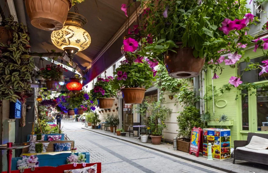 Sutanahmet Cafe Street