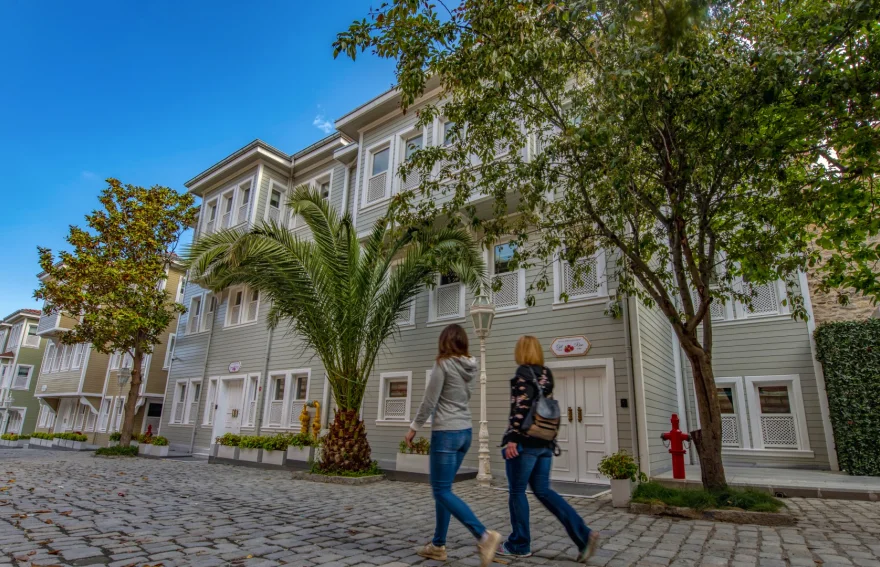 Sultanahmet Soğuk Çeşme Street