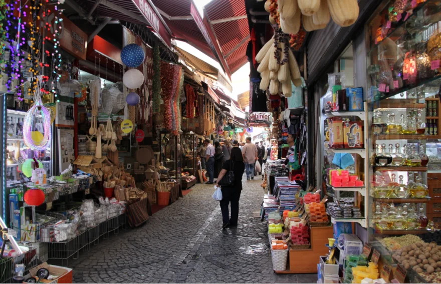 Istanbul Mahmutpaşa Bazaar