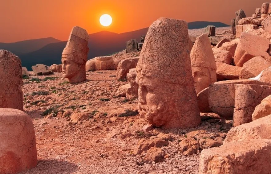 Mount Nemrut sunset view - Adıyamanman