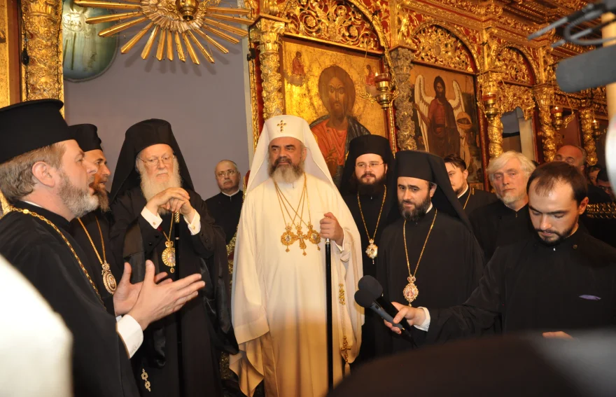 Roman Orthodox congregation seven church Revelation Tour