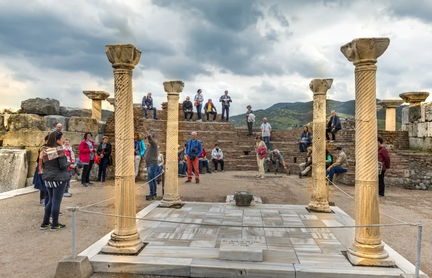 Los tumba de San Juan - Selçuk