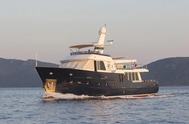 Motor Yacht